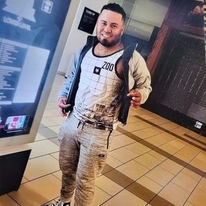 Meet your Posher, Rivas